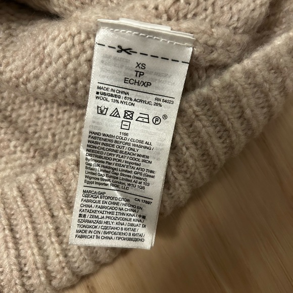 gap cardigan - Picture 3 of 3